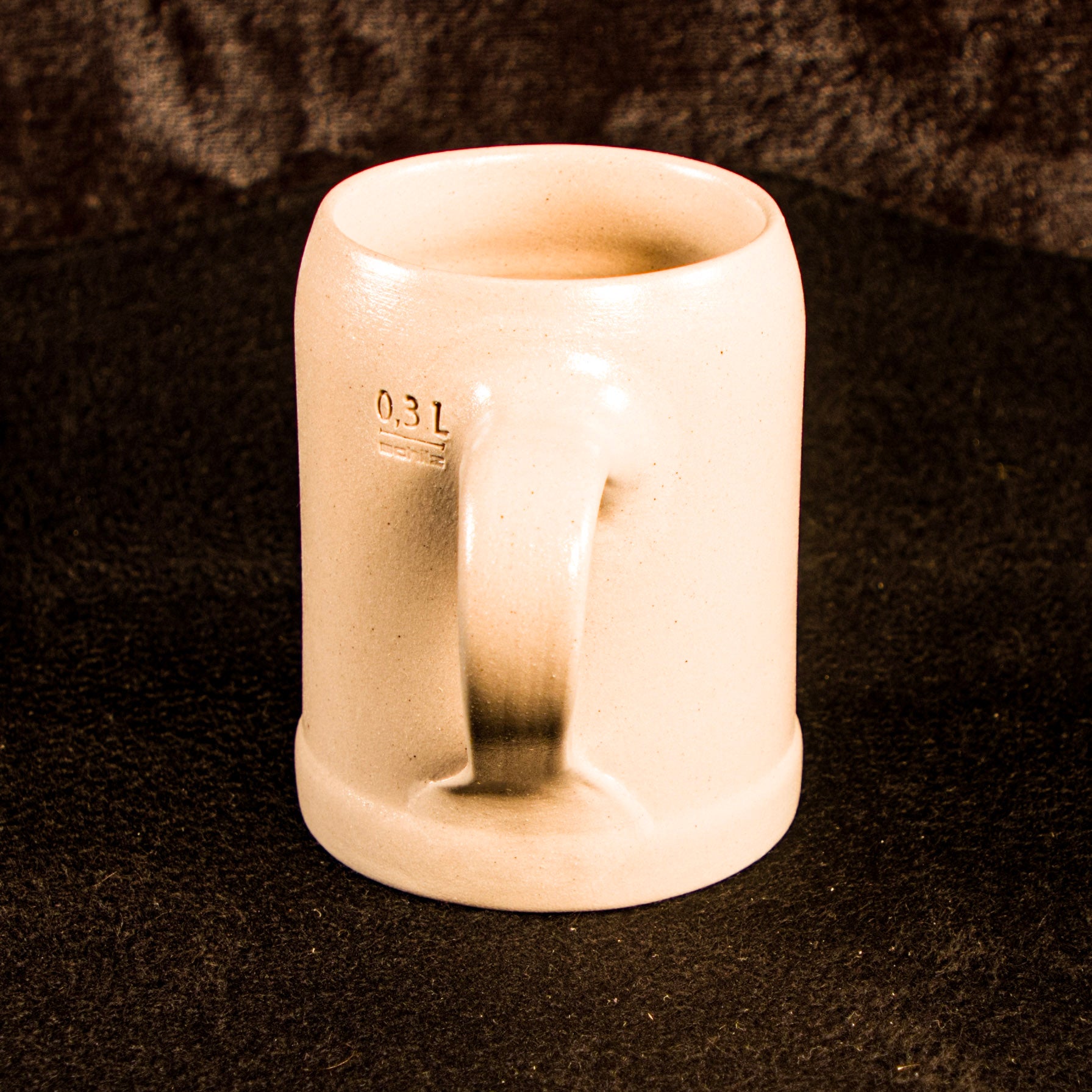 The Tavern Draft – Compact Stoneware Mug (0,3l)