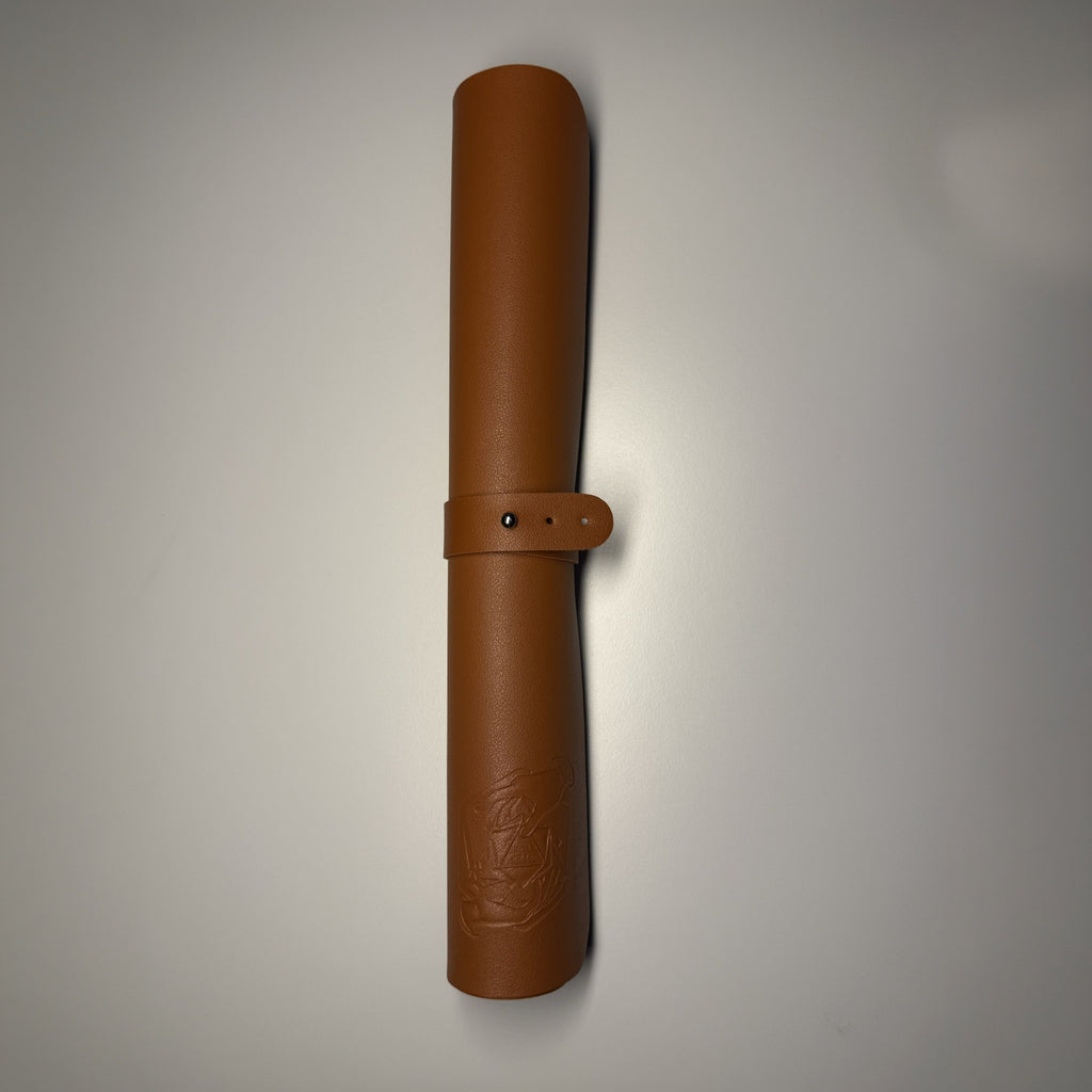 Alchemist’s Rolling Mat – Premium Würfelmatte aus Kunstleder