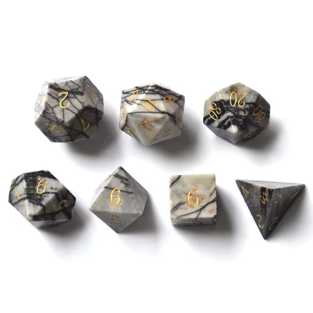 Rollcraft "Deep Mine Relic" - Naturstein Würfel-Set (Schwarzer Netzstein)