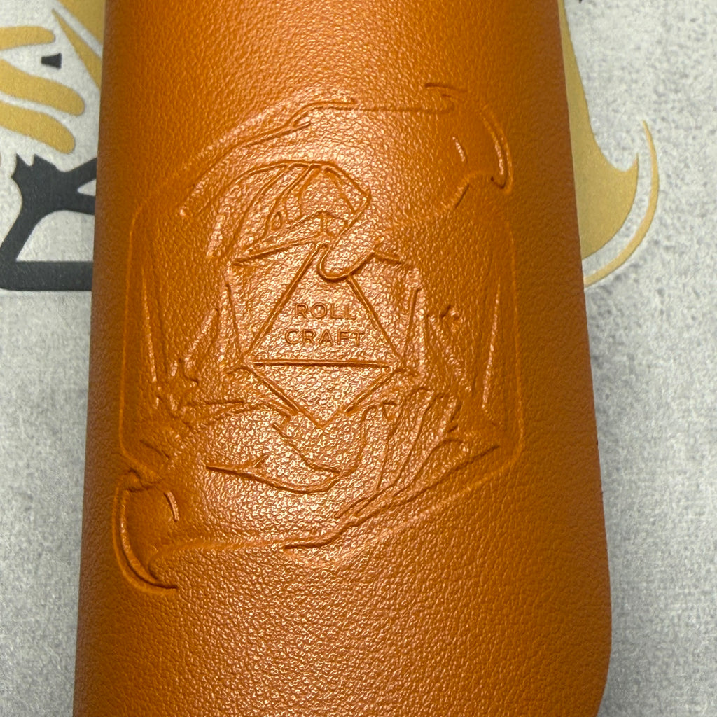 Alchemist’s Rolling Mat – Premium Würfelmatte aus Kunstleder