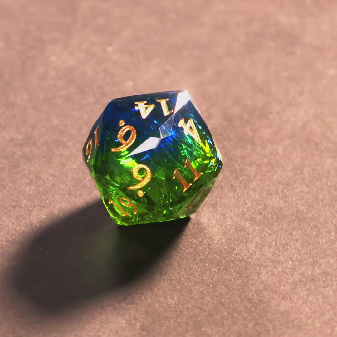 Auge des Basilisken – Premium Resin Würfelset (Loot Drop)