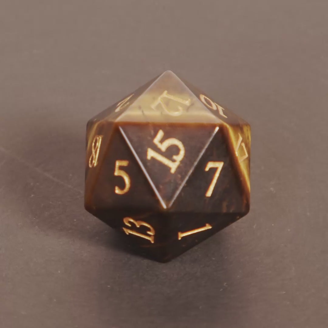 Rollcraft "Eye of the Behemoth" - Naturstein Würfel-Set (Tigerauge)